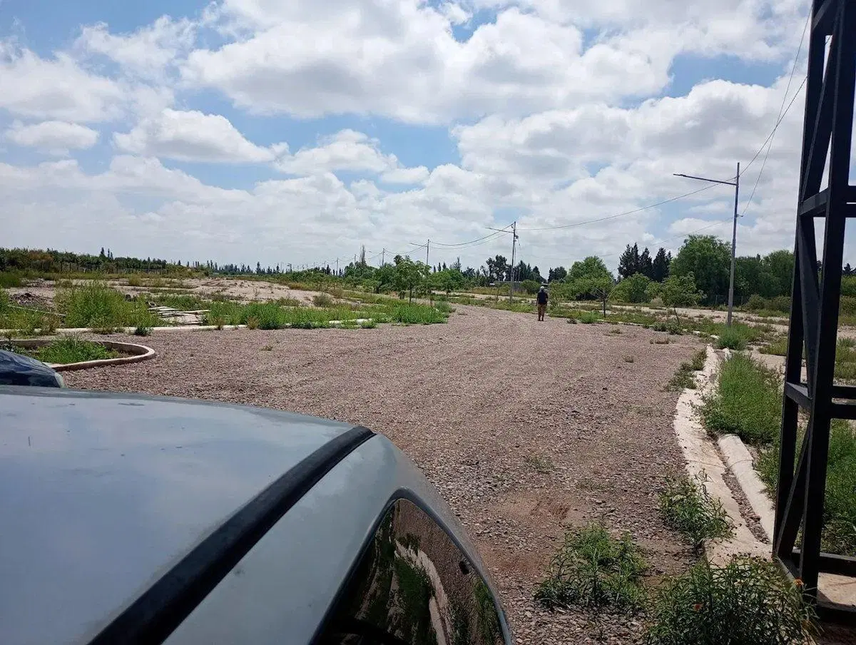 Venta de lote Barrio privado Villa Guadalupe Maipu 3