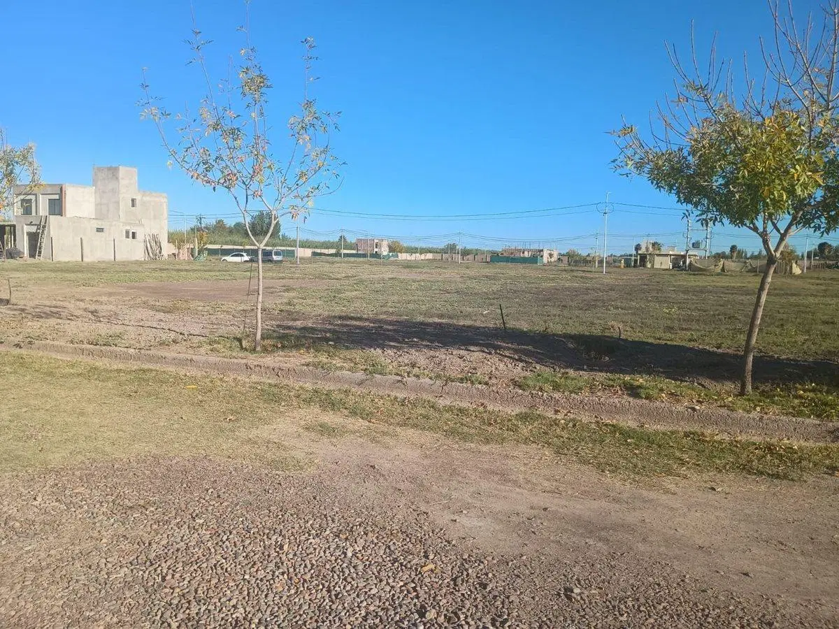 TERRENO EN VENTA EN GUAYMALLEN 4