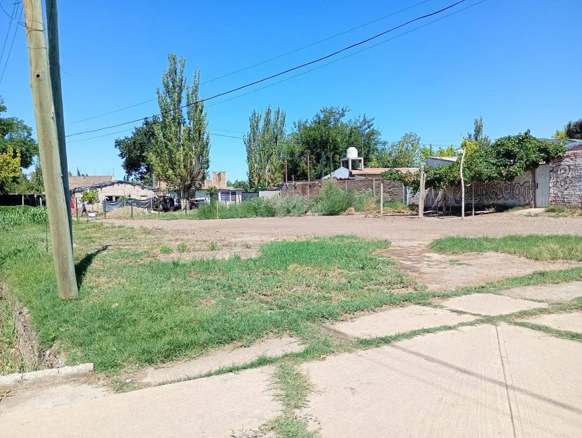 TERRENO EN VENTA EN GUAYMALLEN 3