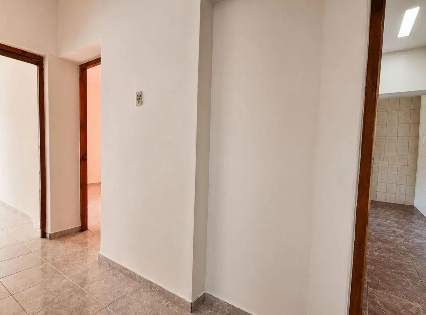 CASA CON PILETA EN ALQUILER VILLA NUEVA GUAYMALLEN 3