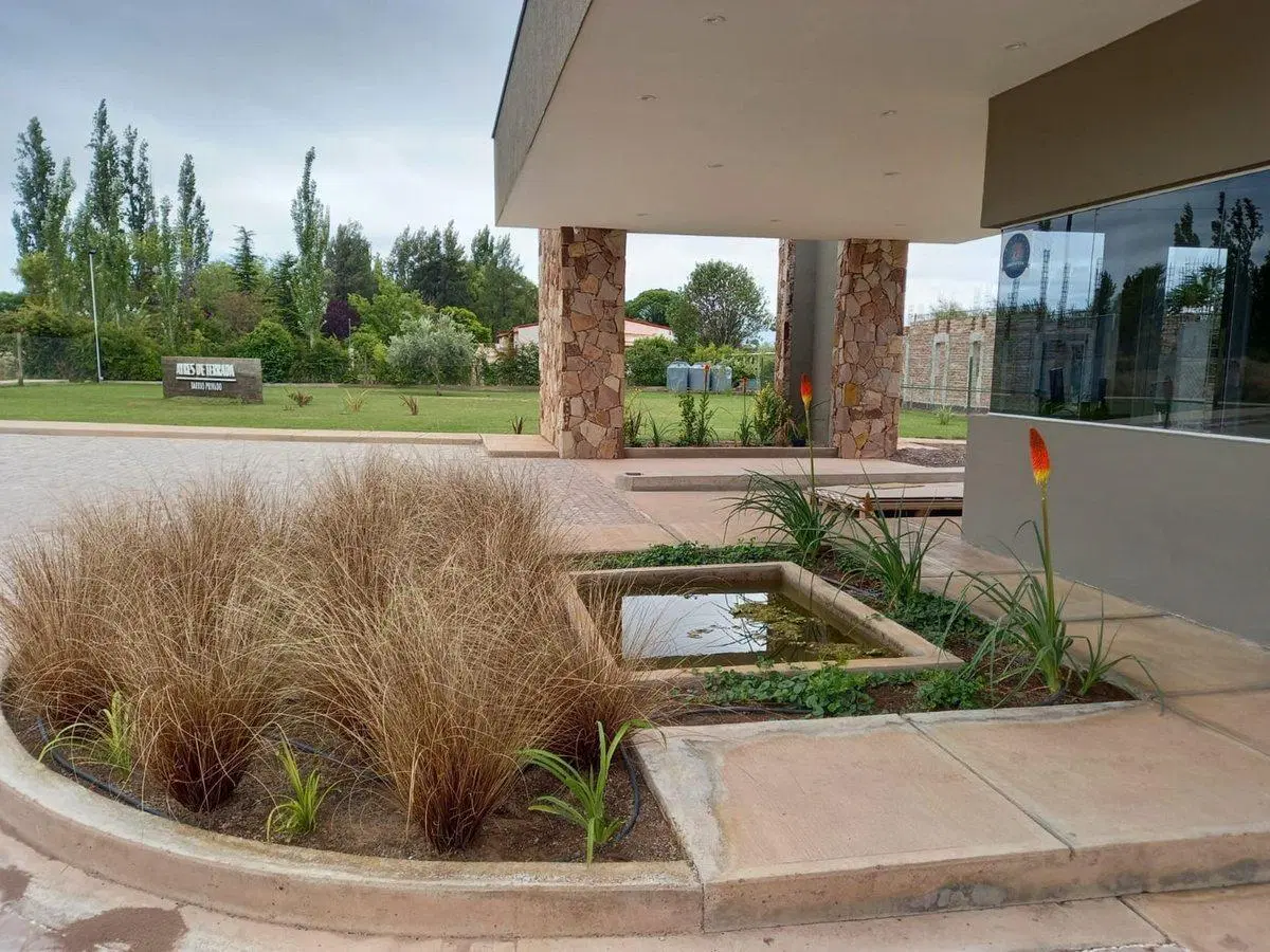 VENTA LOTE BARRIO PRIVADO APTO PH MAIPU 2