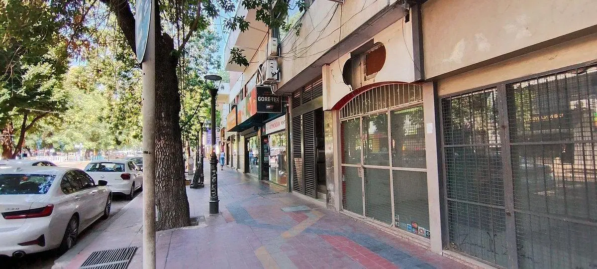 VENTA DE OFICINA EN CALLE ESPEJO CIUDAD MENDOZA 2