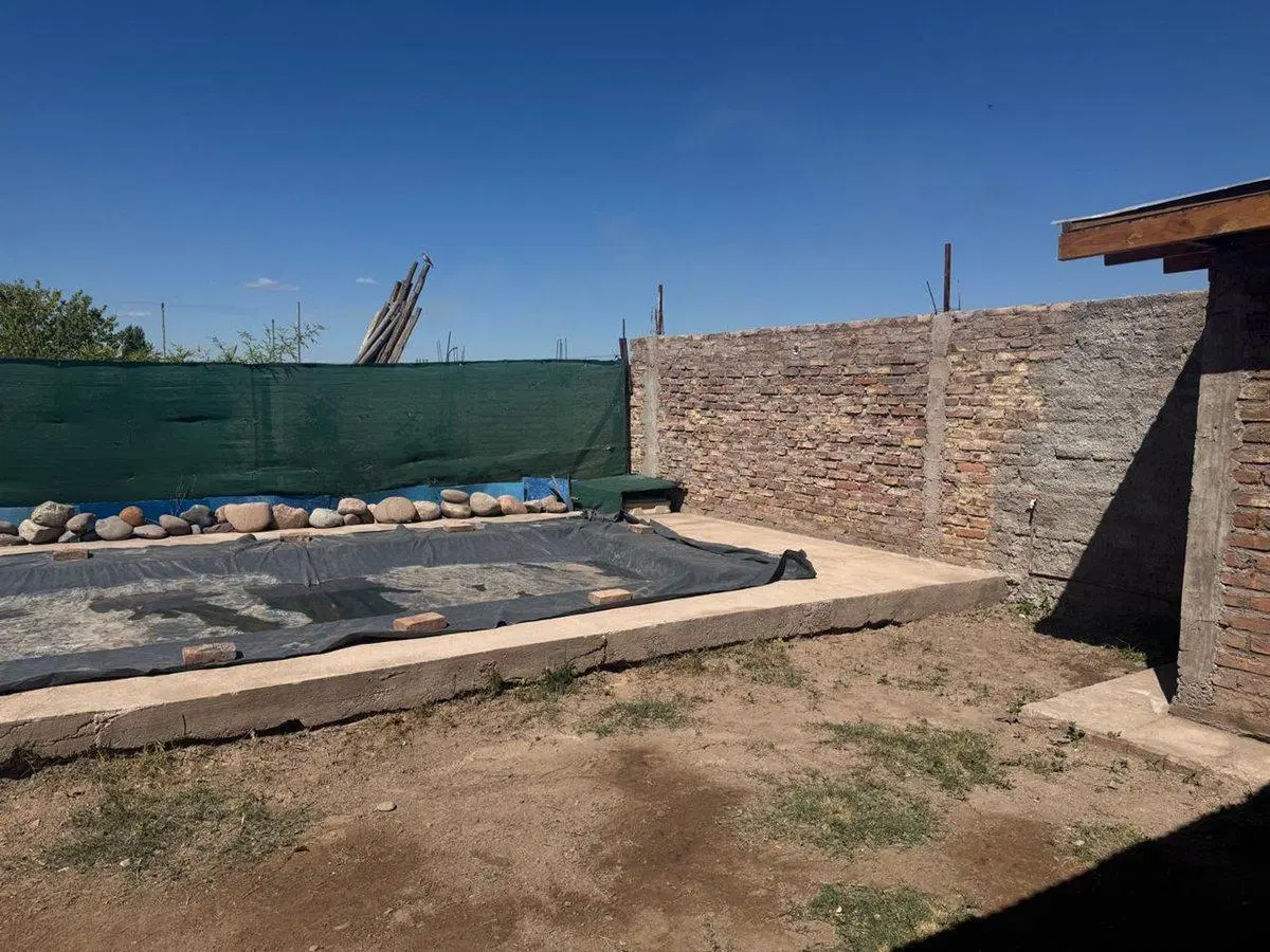 VENTA LOTE CON QUNCHO Y PILETA LUJÁN DE CUYO 2