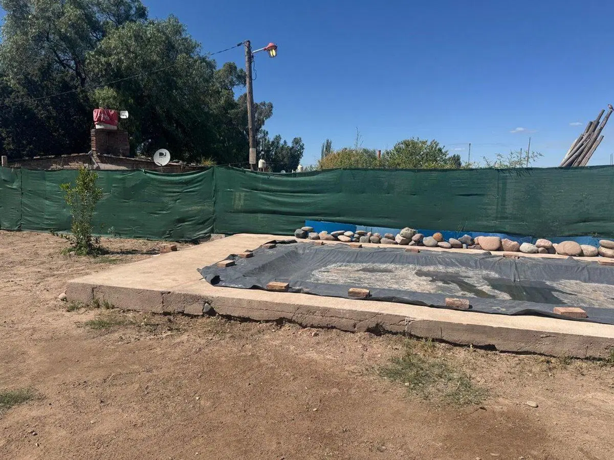 VENTA LOTE CON QUNCHO Y PILETA LUJÁN DE CUYO 4