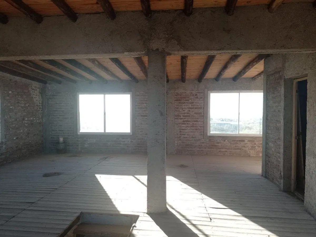 VENTA CASA EN CONSTRUCCION, LUJAN DE CUYO 4