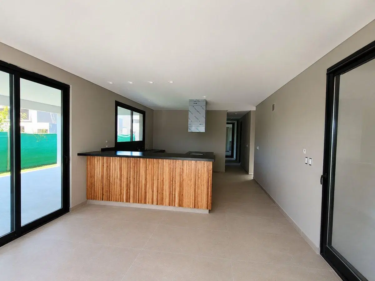 CASA A ESTRENAR BARRIO TIERRAS ALTAS, CARRODILLA 5
