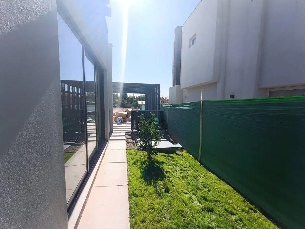 CASA A ESTRENAR BARRIO TIERRAS ALTAS, CARRODILLA 3