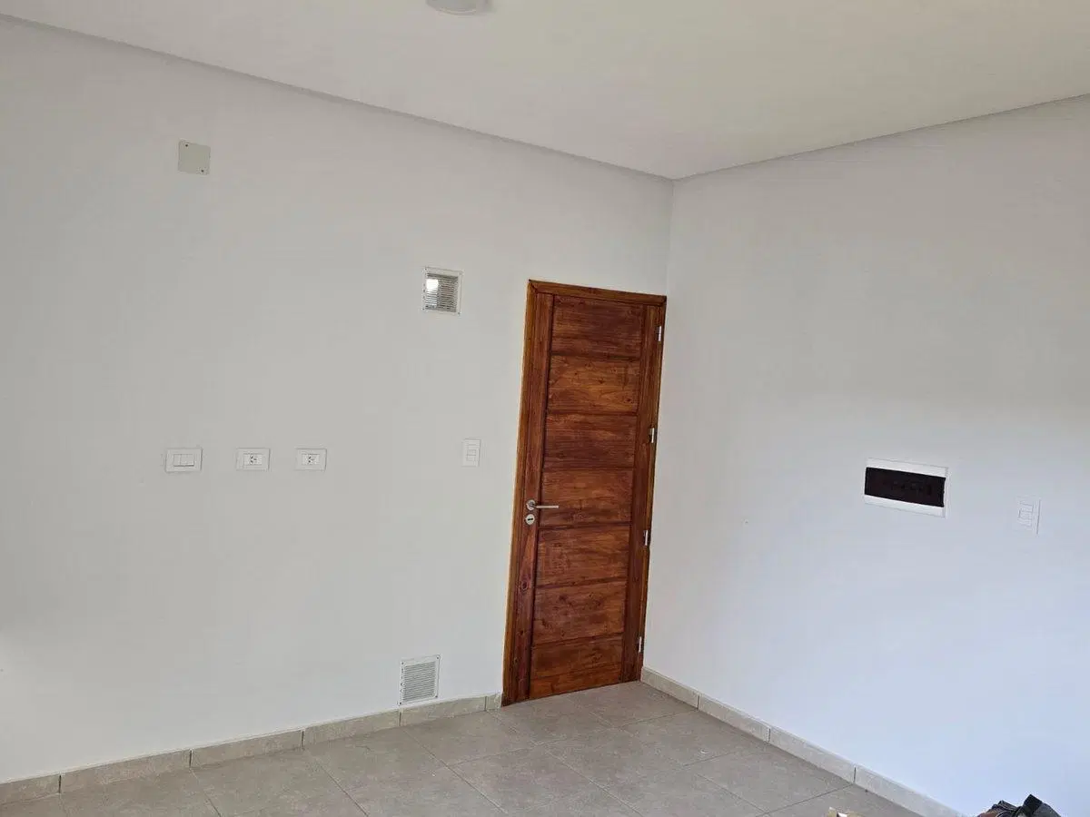 VENTA DUPLEX BARRIO PRIVADO GUAYMALLEN 2