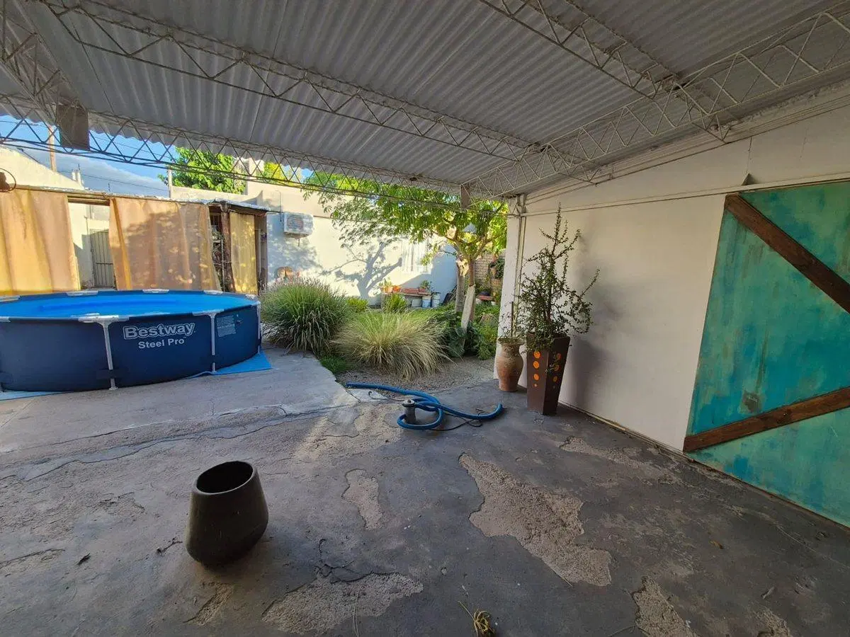 Venta de casa en 2do B° CEC  de San Martín, Mza 5