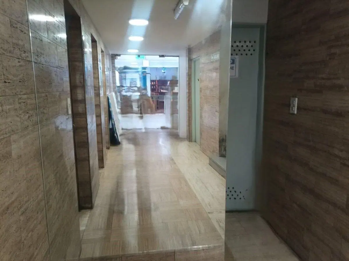 Venta de oficina-departamento en Mendoza Capital 8