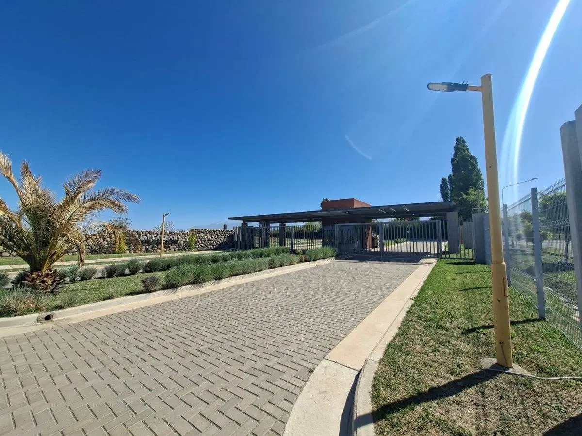VENTA LOTE BARRIO PRIVADO GUALTALLARY TUPUNGATO 4