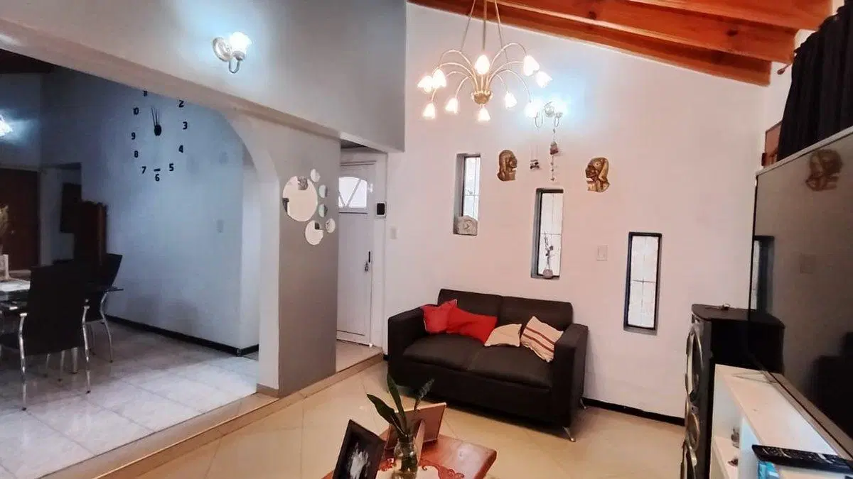 VENTA CASA APTA CREDITO, LAS HERAS, MENDOZA 5