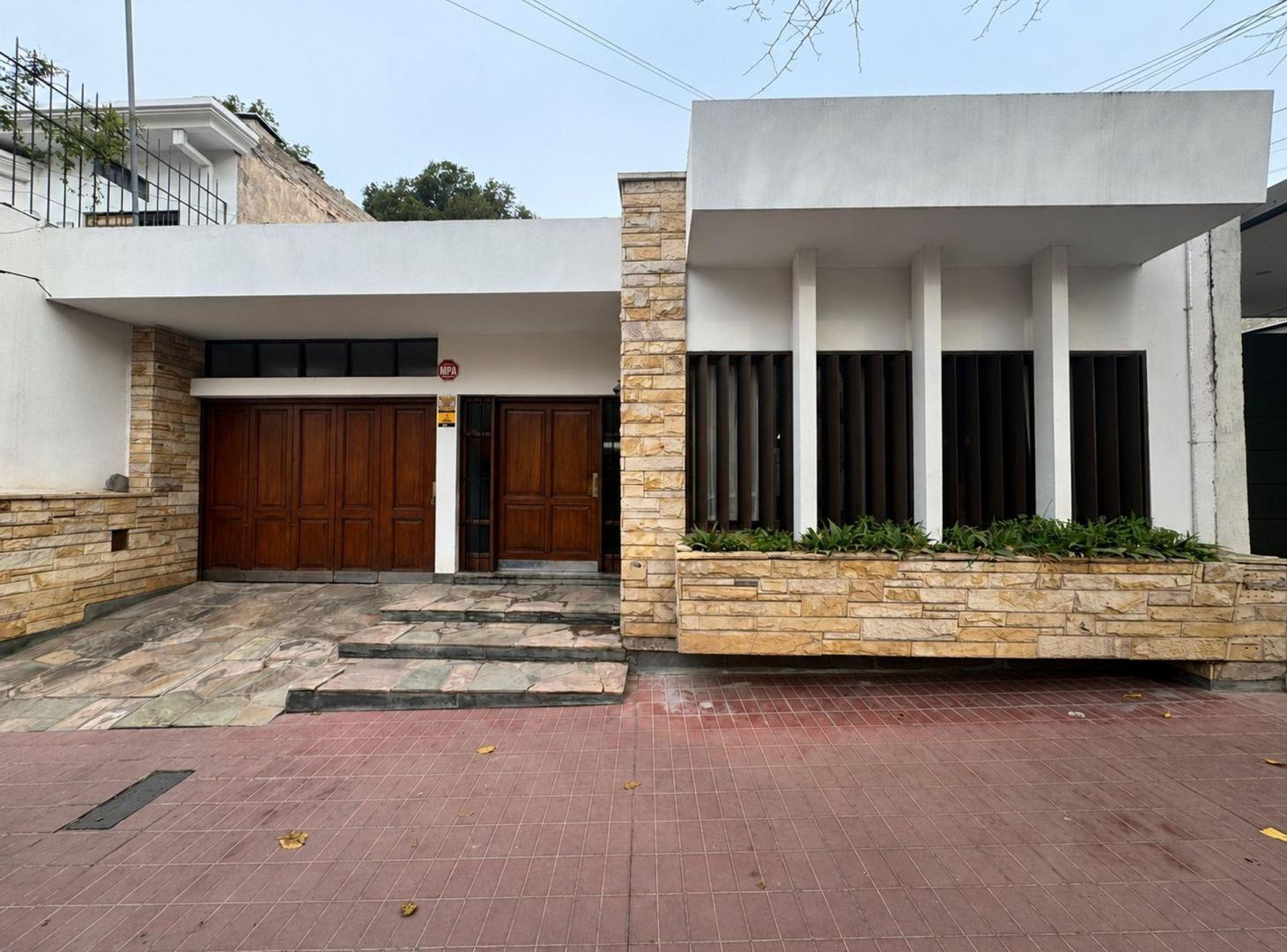 VENTA CASA APTA CREDITO QUINTA SECCIÓN MENDOZA