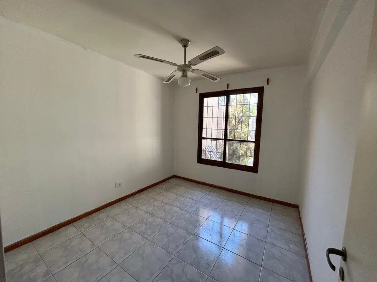 VENTA HERMOSA CASA BARRIO DON BOSCO GUAYMALLEN 3