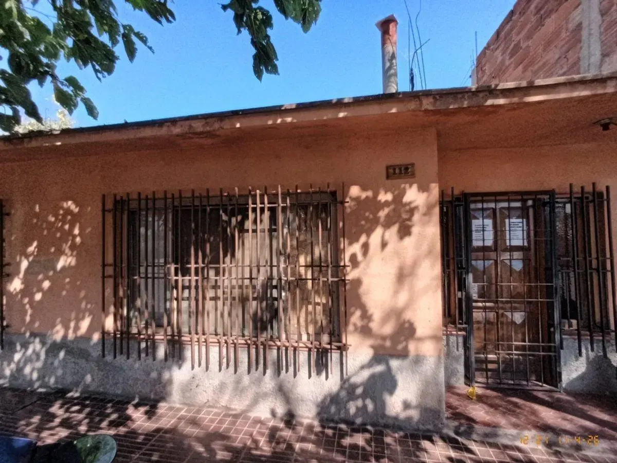 VENTA OPORTUNIDAD CASA + DEPARTAMENTO GODOY CRUZ 3