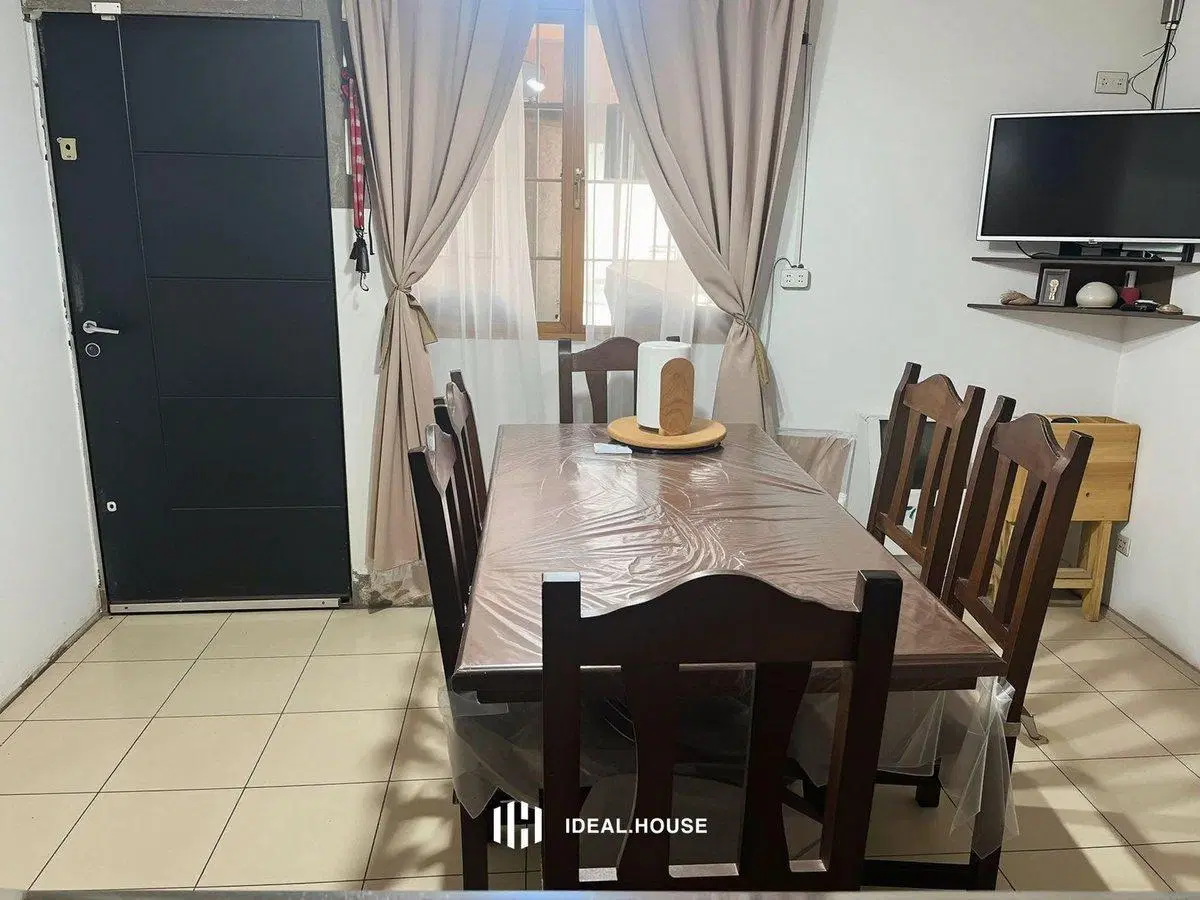 CASA EN VENTA - Barrio Brasil Godoy Cruz 8