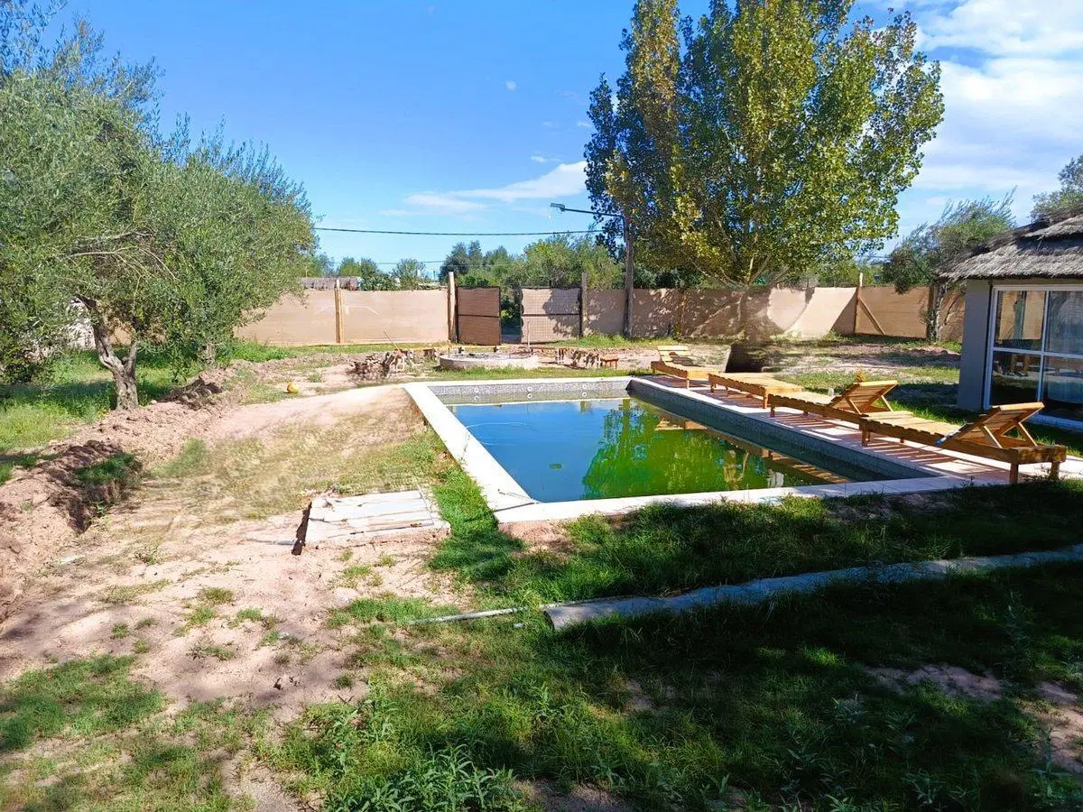 VENTA DE QUINCHO +PILETA, GUAYMALLEN 4