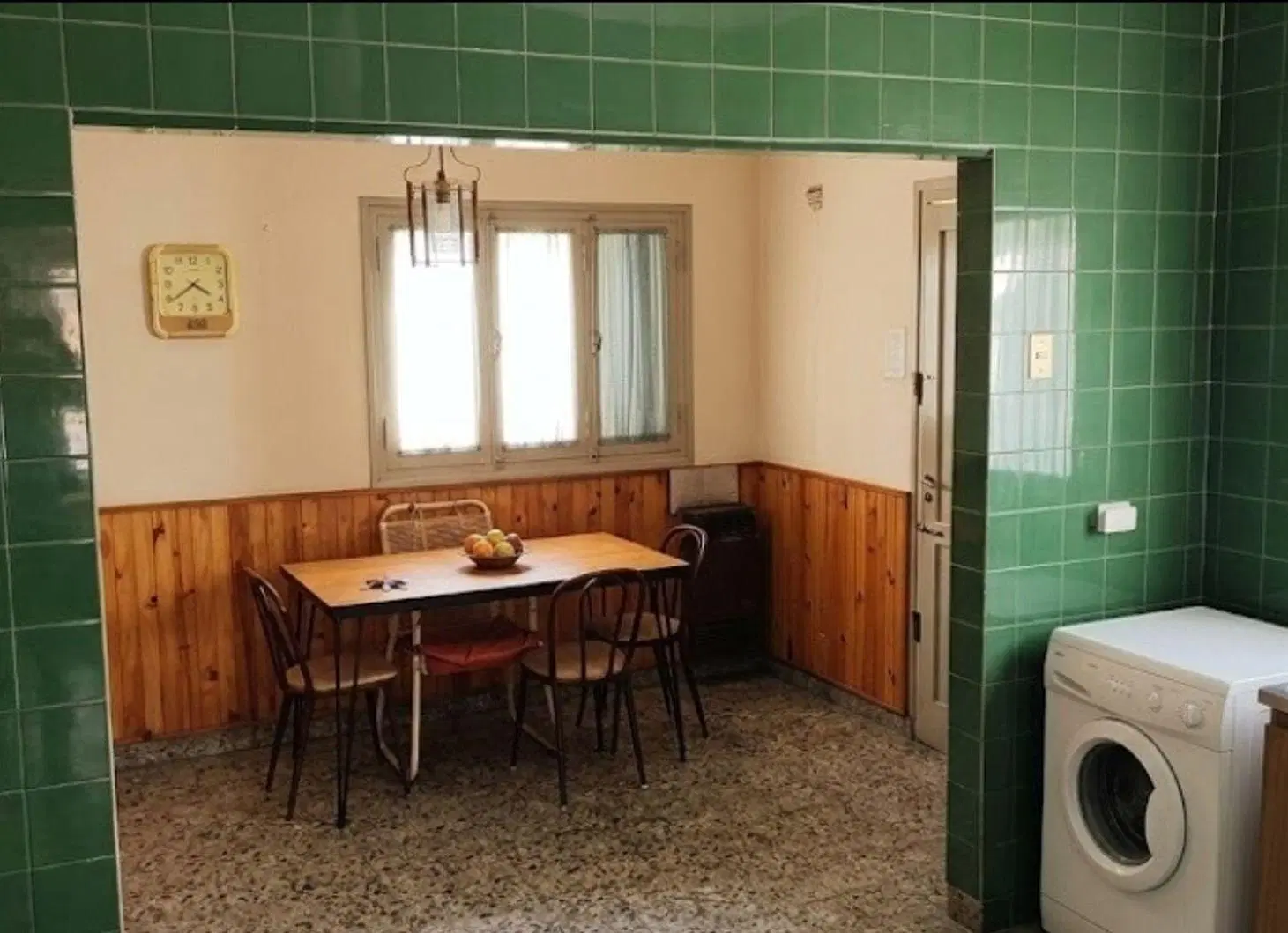 CASA EN VENTA CHACRAS DE CORIA. BARRIO BESARES 4