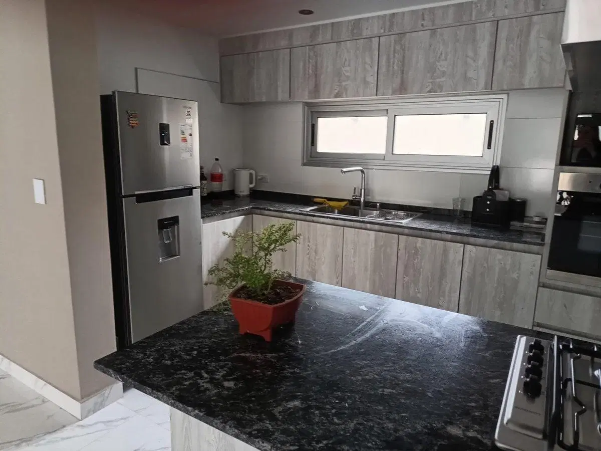 CASA EN CALLEJÓN PRIVADO, 3 DORM, Las Heras 2