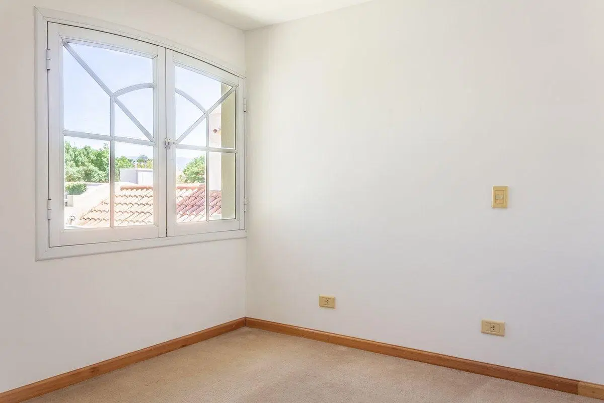 Venta casa impecable Estado Palmares  1era Etapa 4