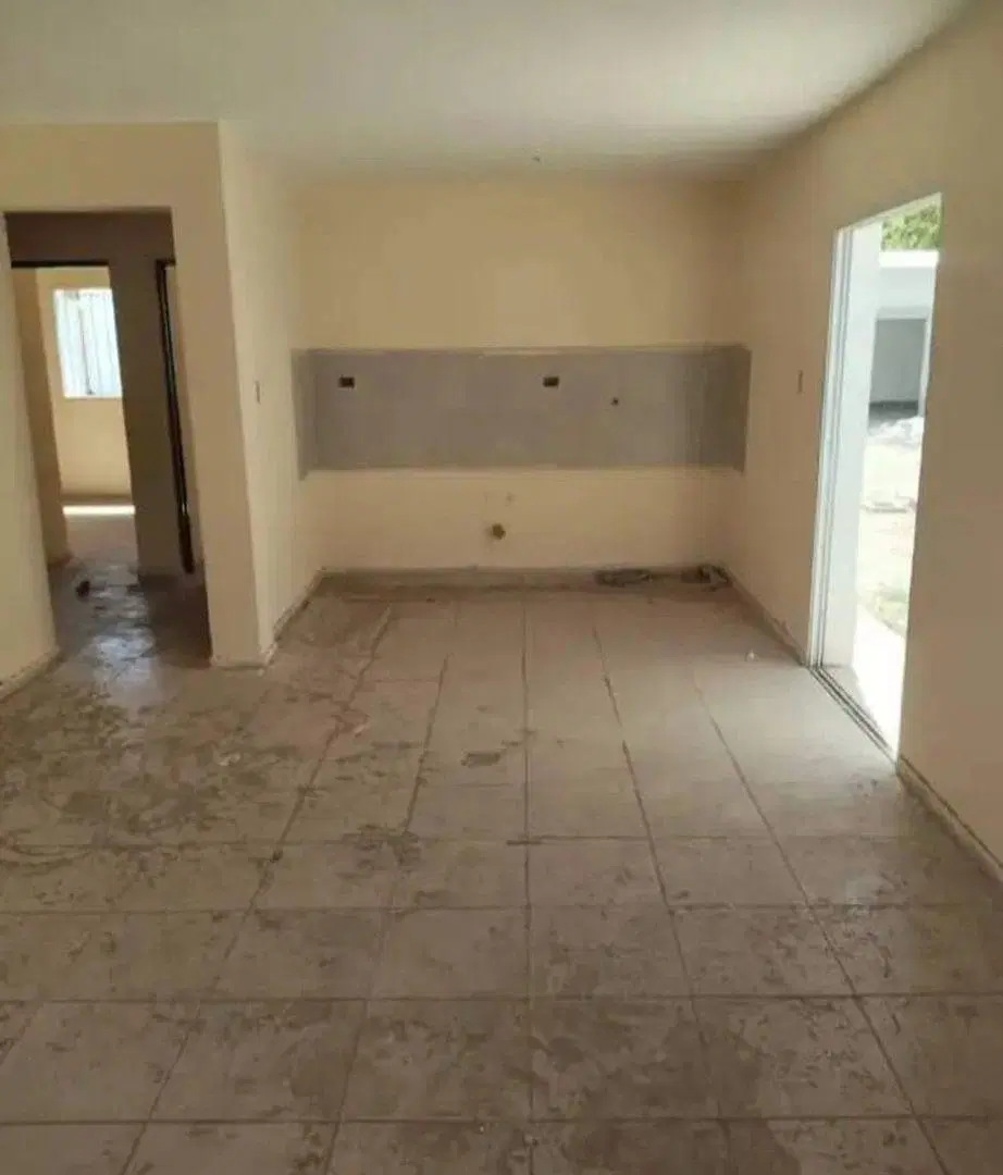 VENTA DE CARPETA DE CASA EN LAS HERAS 5