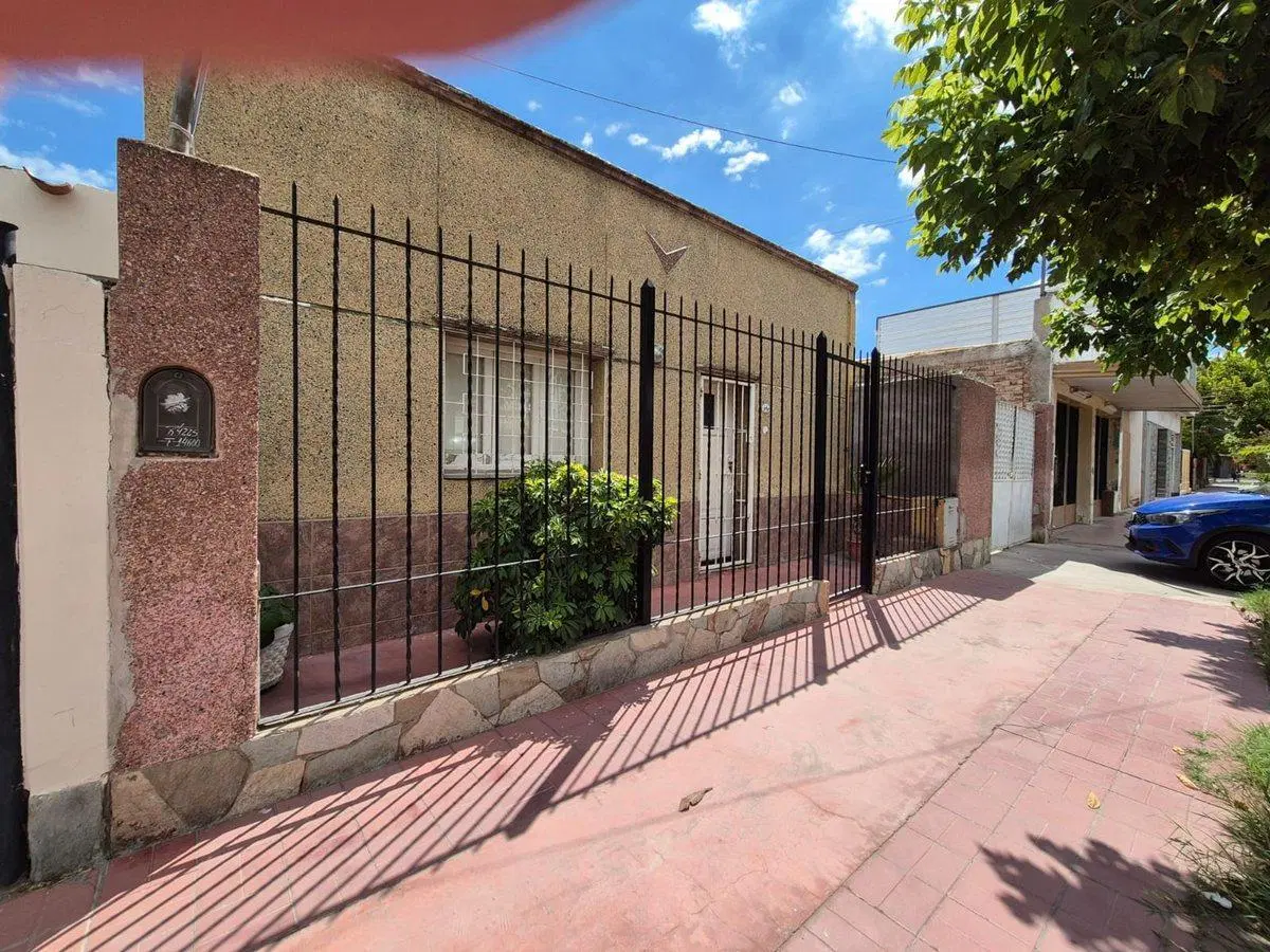 Venta de casa en Paso de Los Andes 545, S. Martín. 2