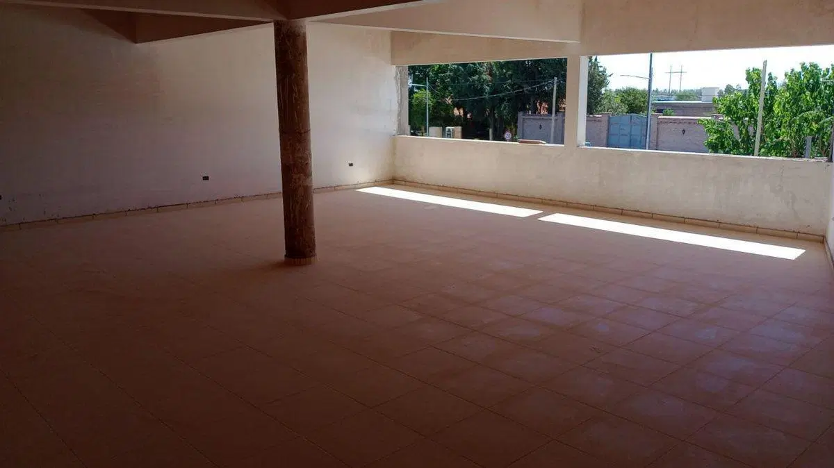 VENTA OFICINA EN POZO GUAYMALLEN 3