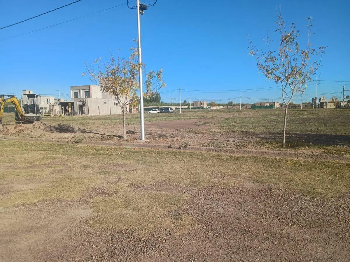 TERRENO EN VENTA EN GUAYMALLEN 5