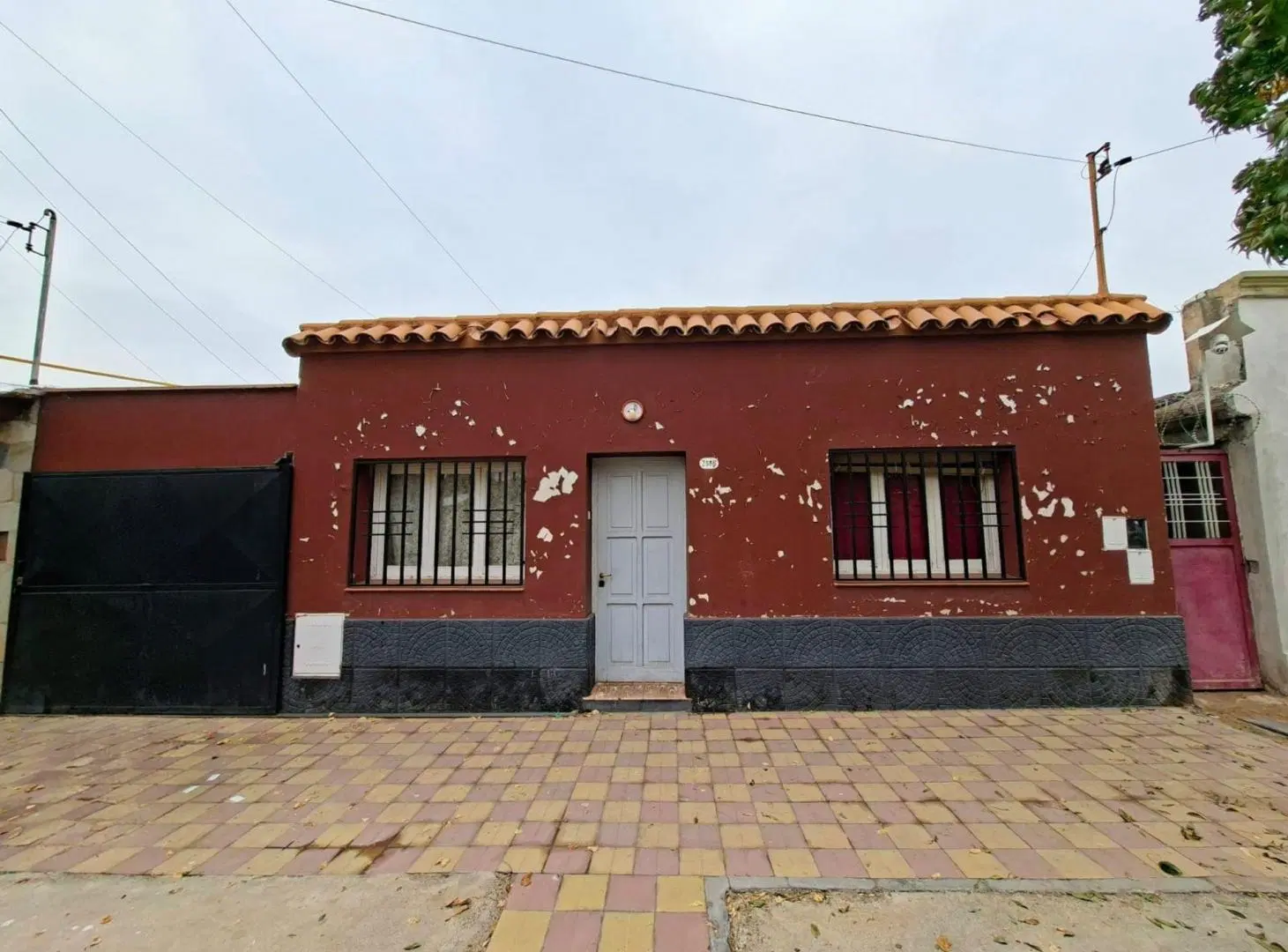 VENTA CASA A RECICLAR A METROS DE PALMARES MALL 5
