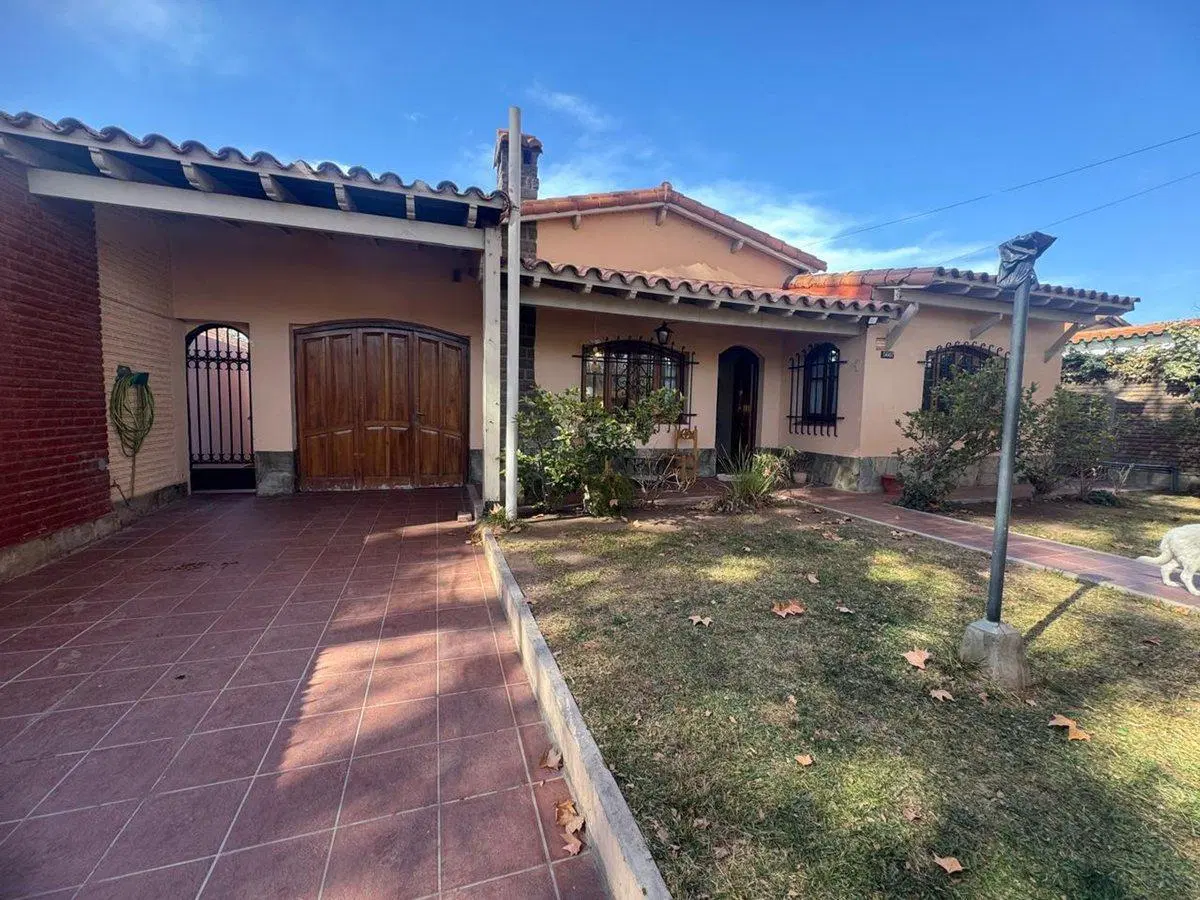 VENTA CASA APTA CRÉDITO LUJAN DE CUYO 3
