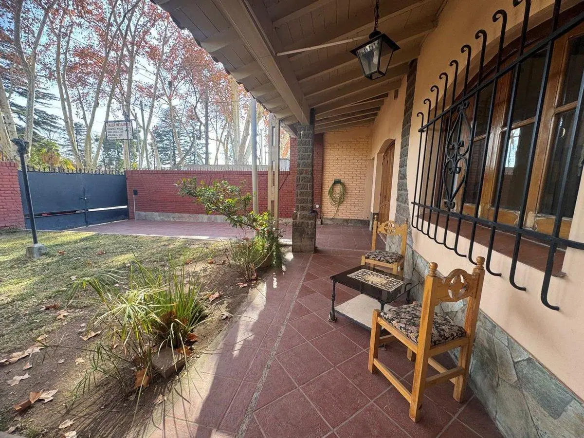 VENTA CASA APTA CRÉDITO LUJAN DE CUYO 4