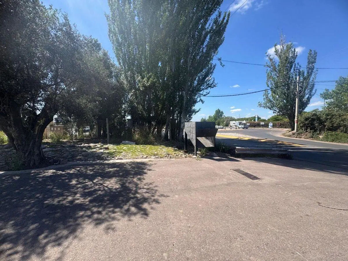 VENTA LOTE 500 M BARRIO PRIVADO LUJAN APTO CREDITO 3