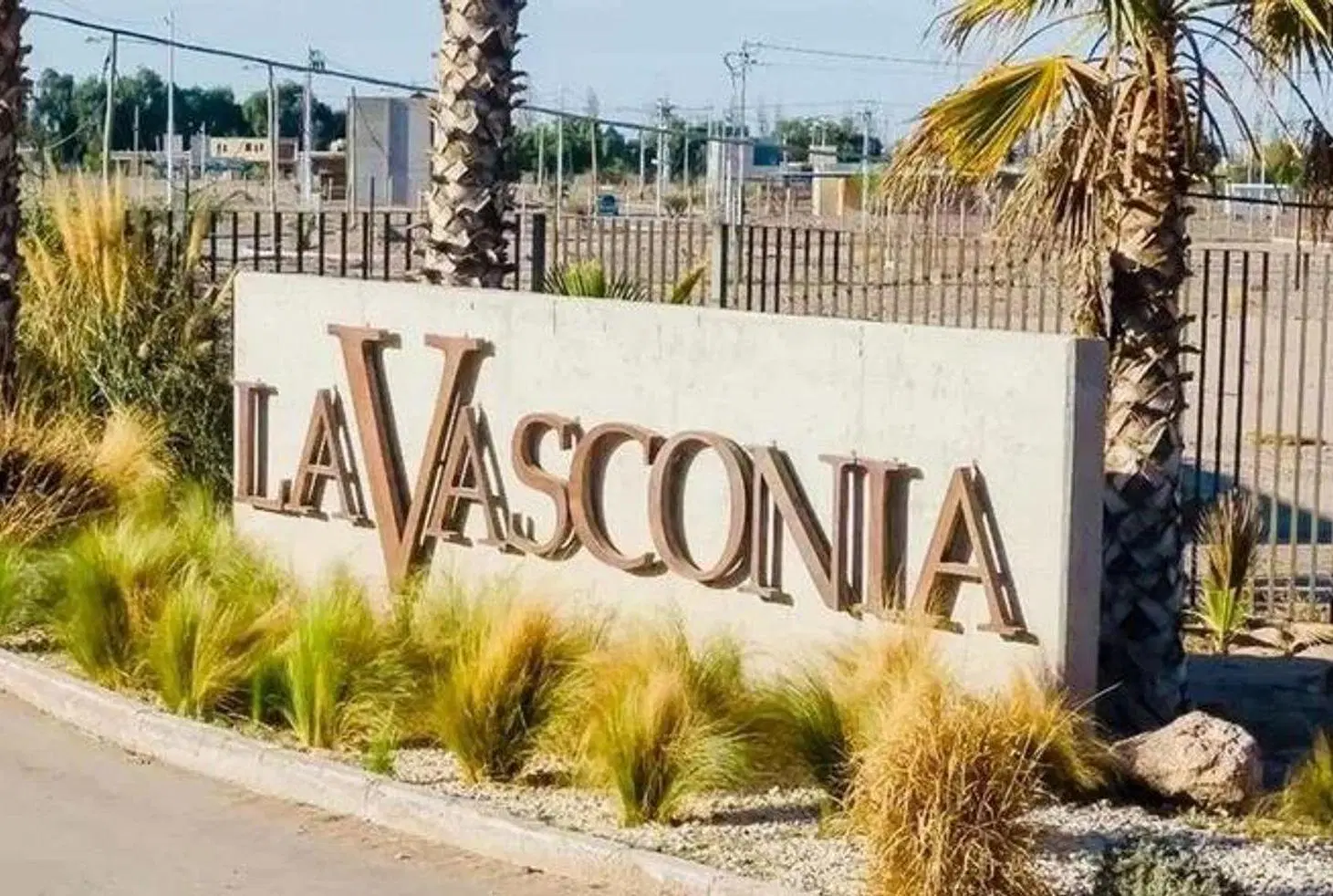 VENTA LOTE BARRIO PRIVADO LA VASCONIA COQUIMBITO 4