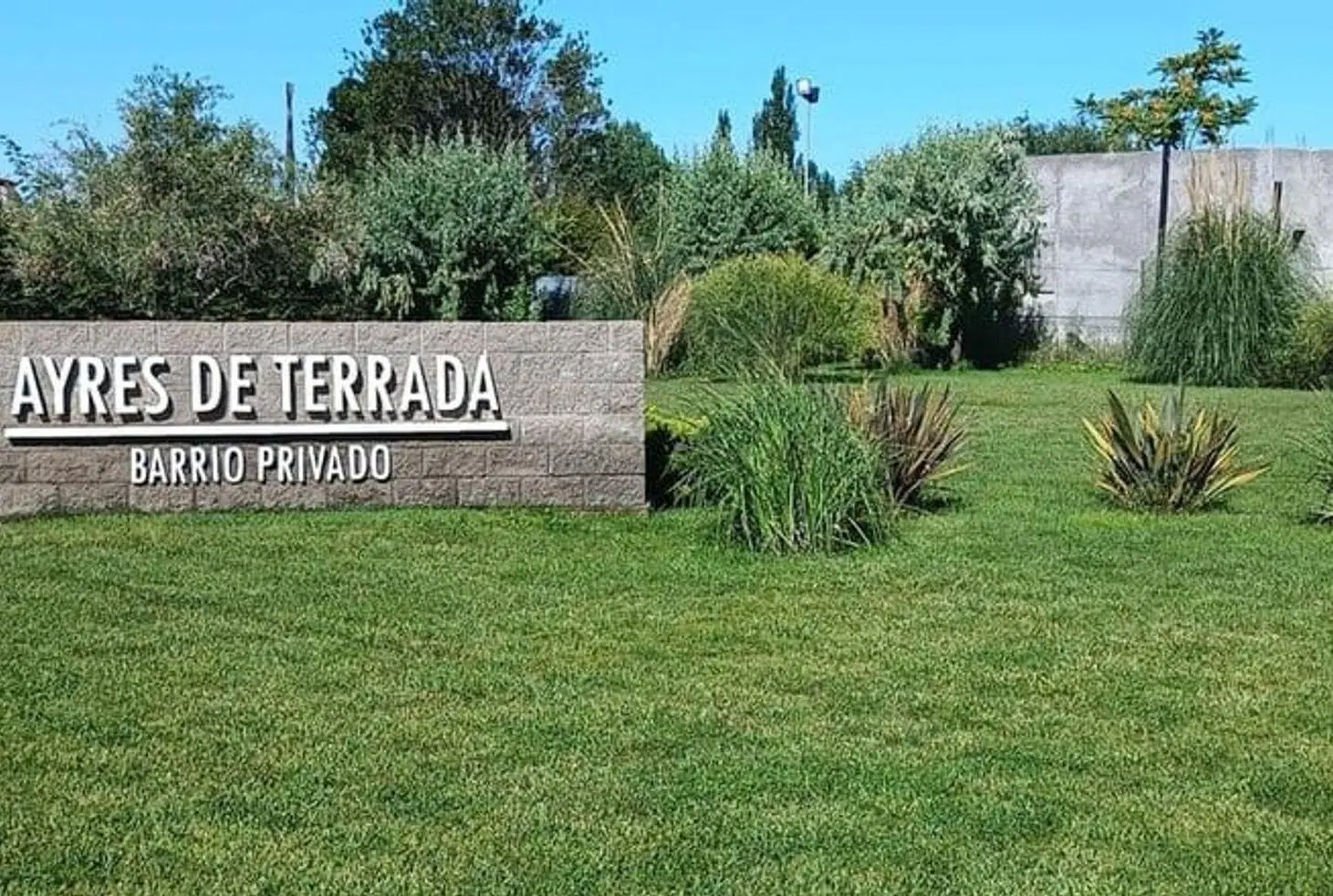 Venta de casa en obra en Lunlunta 4