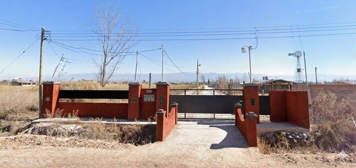 Foto de Lote en Venta Los Corralitos pileta, quincho, casa, imagen 4
