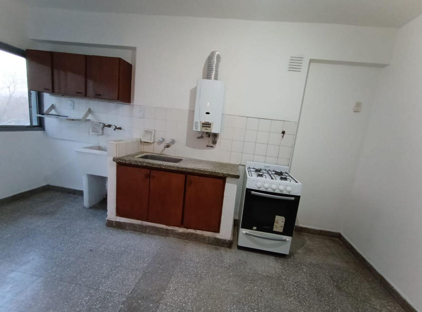 Foto de DEPARTAMENTO 3 DORM EN VENTA, UNIMEV, GUAYMALLÉN, imagen 2