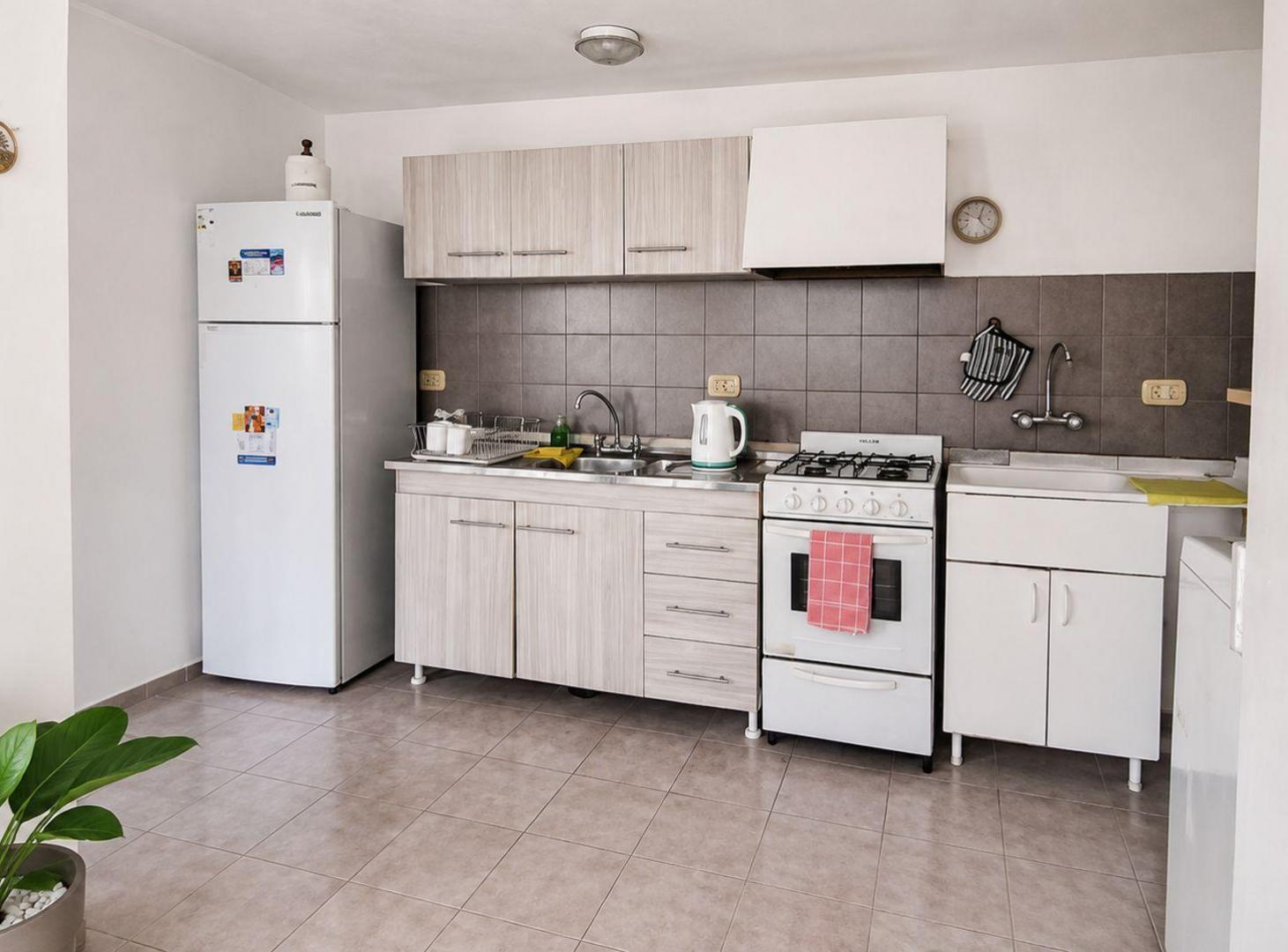 Foto de ALQUILER DÚPLEX AMOBLADO O SIN MUEBLES CIUDAD MZA, imagen 4