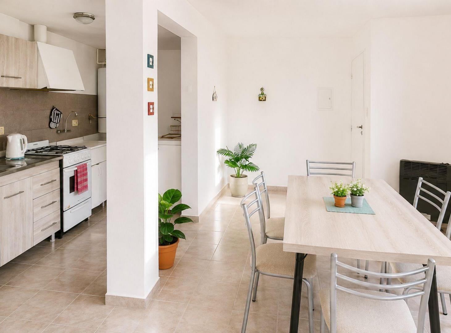 Foto de ALQUILER DÚPLEX AMOBLADO O SIN MUEBLES CIUDAD MZA, imagen 5