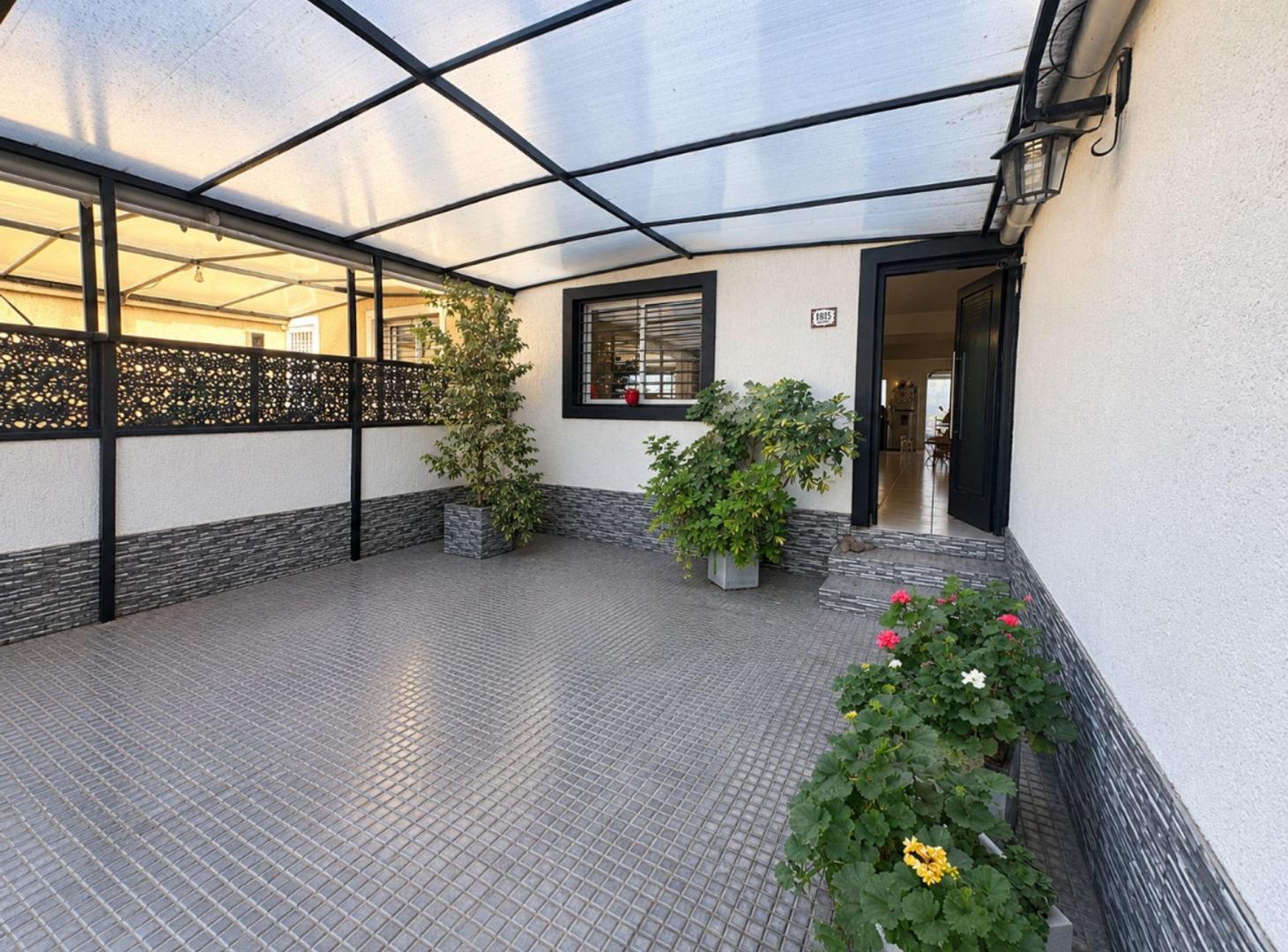 Foto de VENTA CASA DUPLEX APTA CREDITO GUAYMALLEN, imagen 4