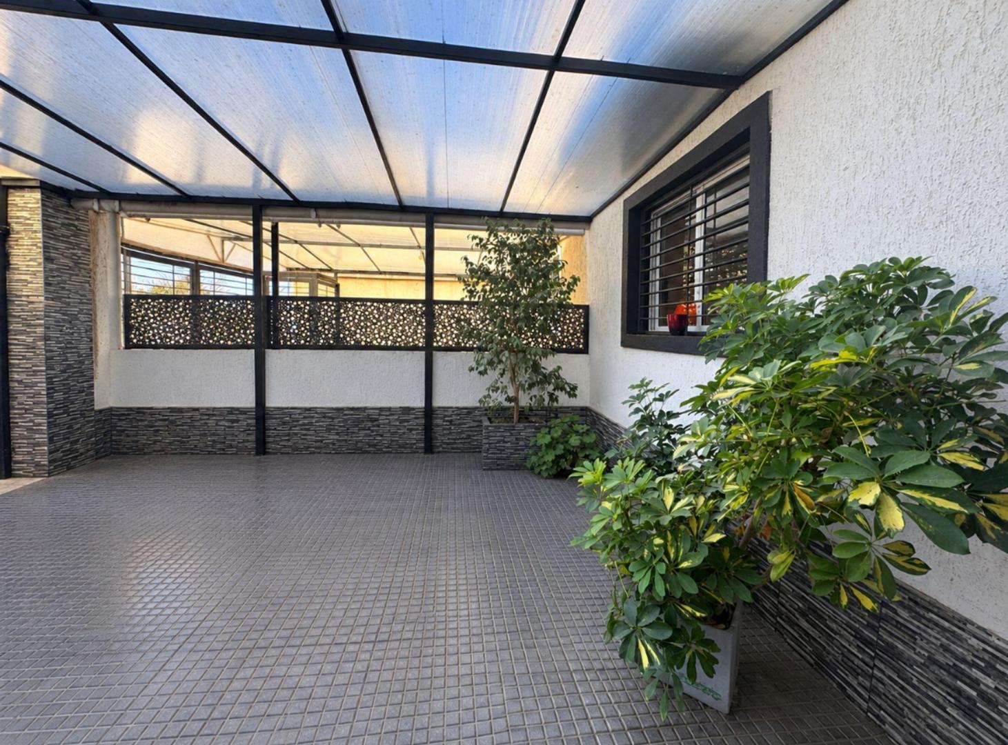 Foto de VENTA CASA DUPLEX APTA CREDITO GUAYMALLEN, imagen 1