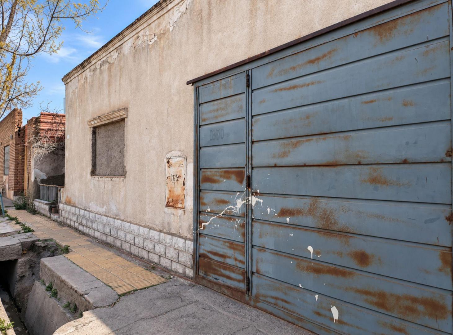 Foto de TERRENO CON CASA A DEMOLER EN GODOY CRUZ, MENDOZA, imagen 3