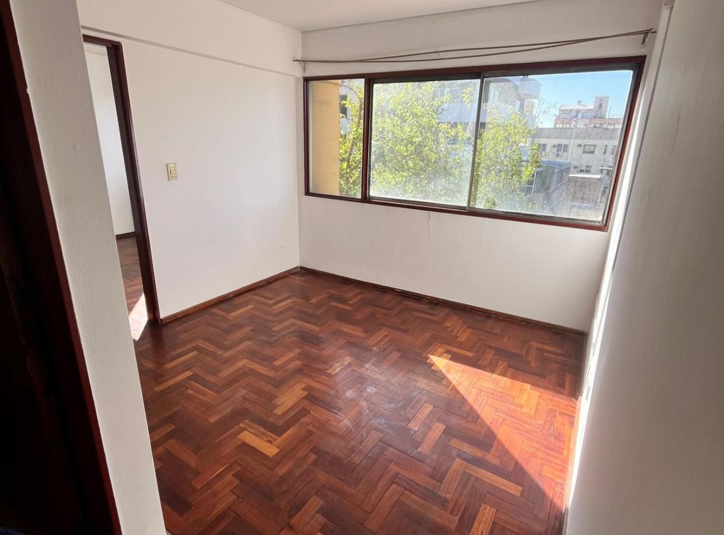 Foto de ALQUILER DEPARTAMENTO CIUDAD DE MENDOZA, imagen 2