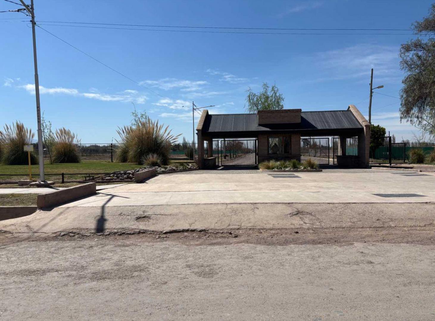 Foto de LOTE EN VENTA EN PEDRIEL LUJAN DE CUYO, imagen 1