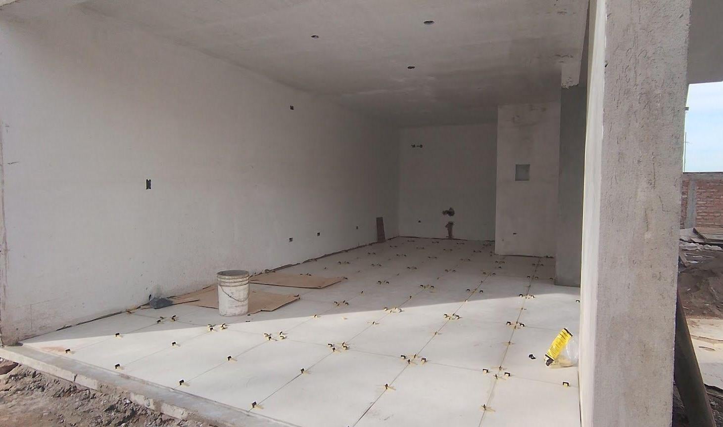 Foto de VENTA LOCAL P/A ALZAGA Y LARREA CHACRAS DE CORIA, imagen 3