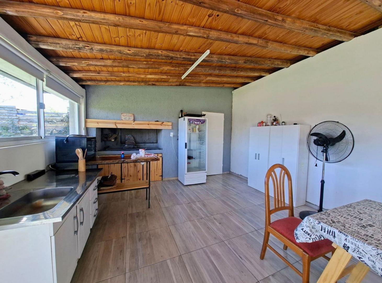 Foto de VENTA SALON + QUINCHO + PILETA - LUJAN DE CUYO, imagen 5