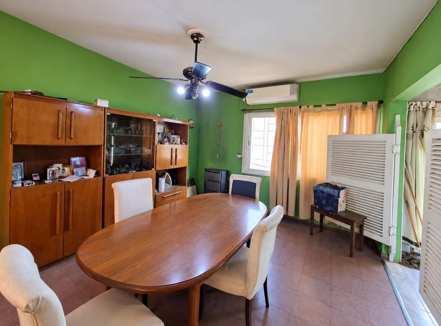 Foto de VENTA - PERMUTA CASA CON GRAN TERRENO - GODOY CRUZ, imagen 4