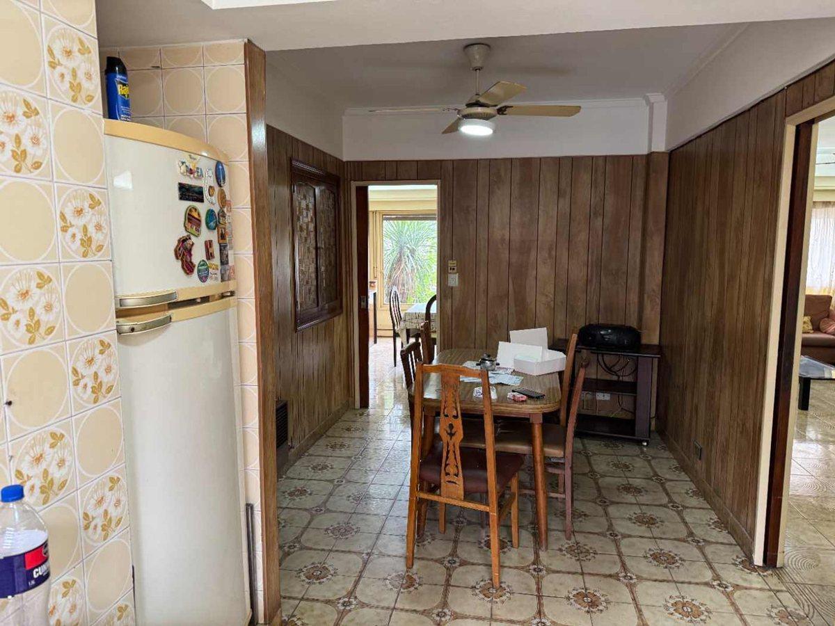 Venta Casa 6 Amb 6 Cocheras Quincho Jardin Parril 5
