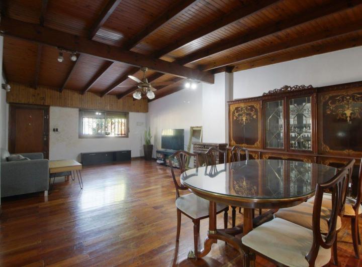 Venta – Casa de 5 Amb en Lote Propio en V. Lugano 5