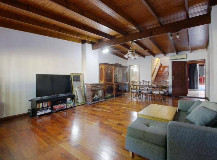 Venta – Casa de 5 Amb en Lote Propio en V. Lugano 4