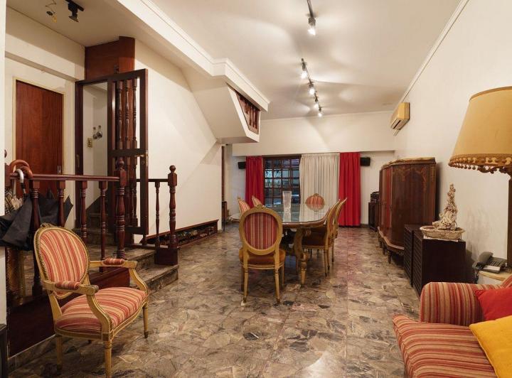 Venta Casa  5 Amb  Cochera y Parrilla Boedo 3